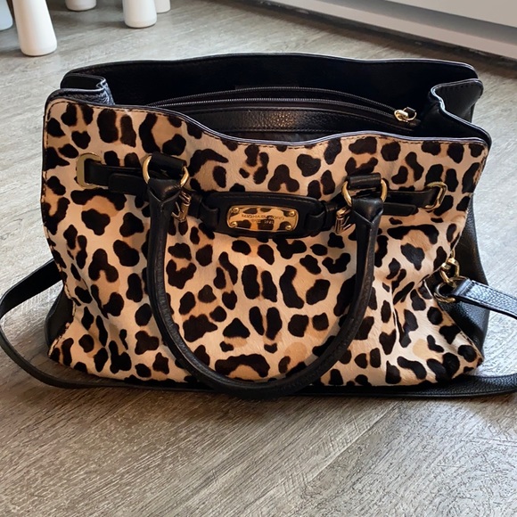 Michael Kors Handbags - Michael Kors Bag